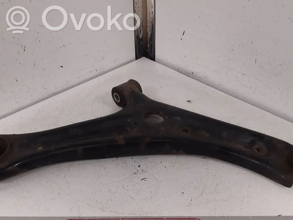 Ford Ecosport Basculă inferioară față 