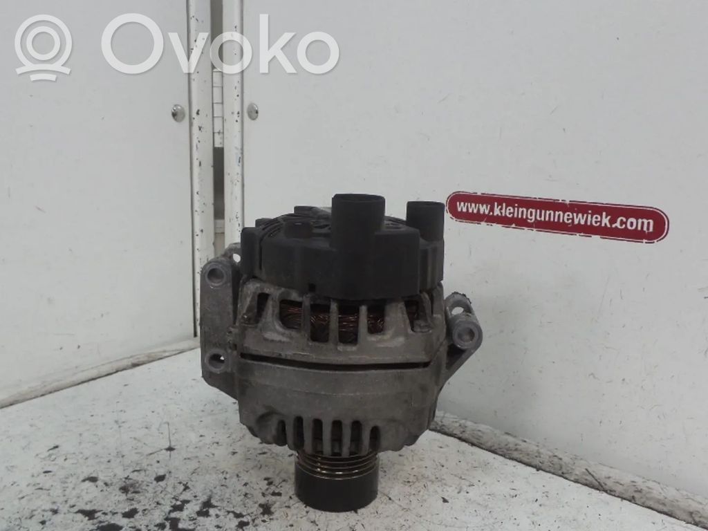 Opel Astra H Generator/alternator 