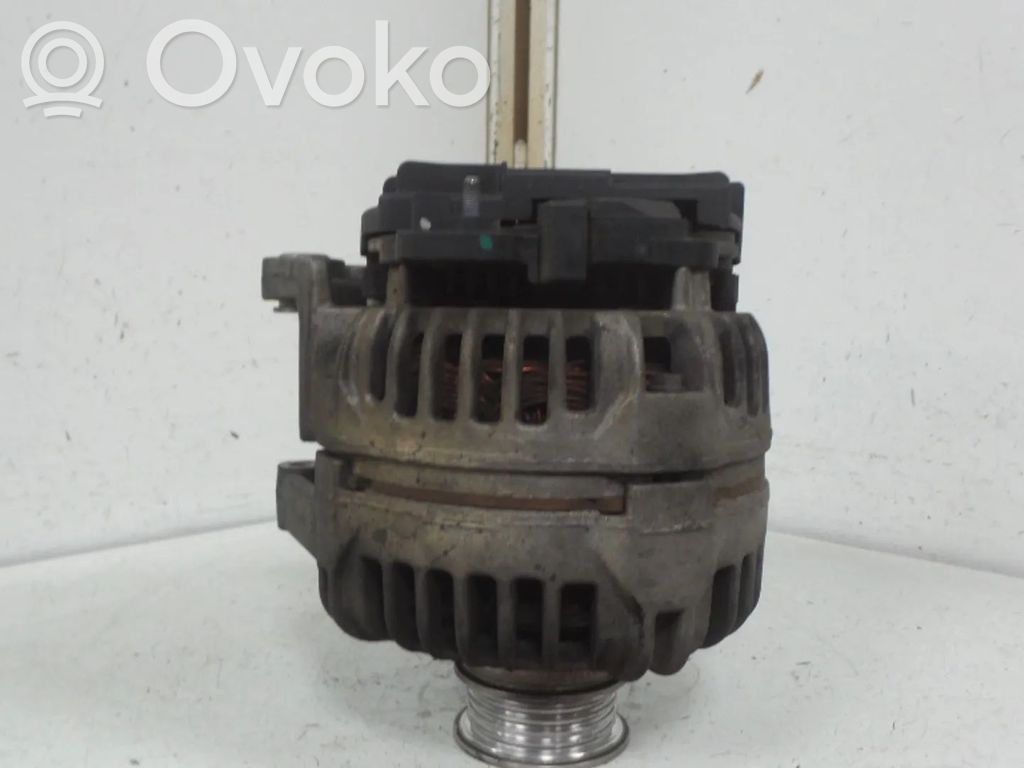 Opel Astra H Alternator 
