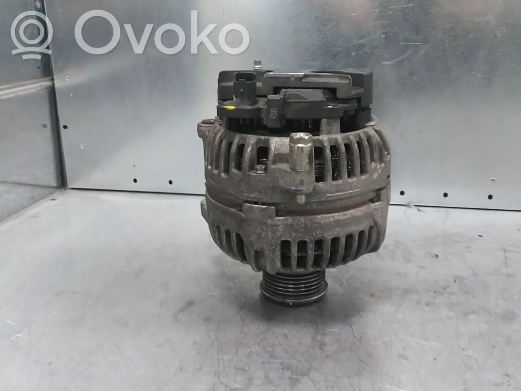 Nissan NV200 Alternador 