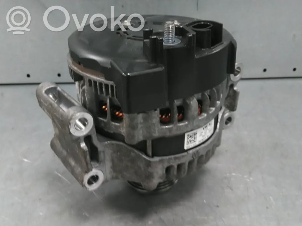 Audi A4 S4 B9 Generatorius 