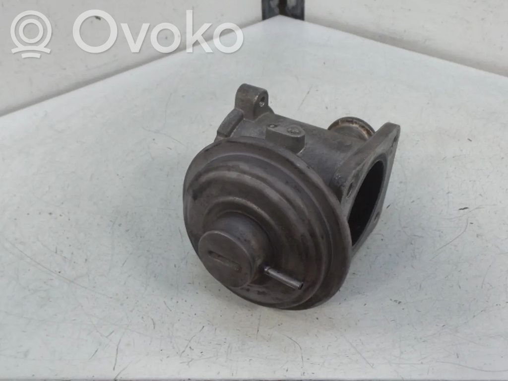 EGR-venttiili   7804380,11717791480,11717804380,11717804382,11718479608,306D3,7791480,7804382,8479608