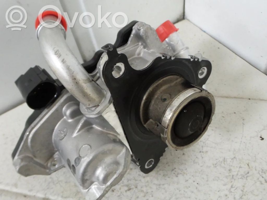 Volkswagen Golf VII EGR valve 