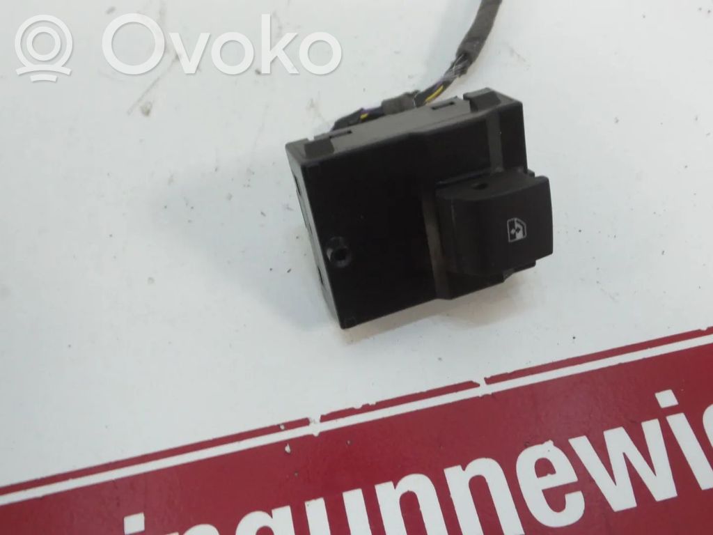 Electric window control switch   13360339
