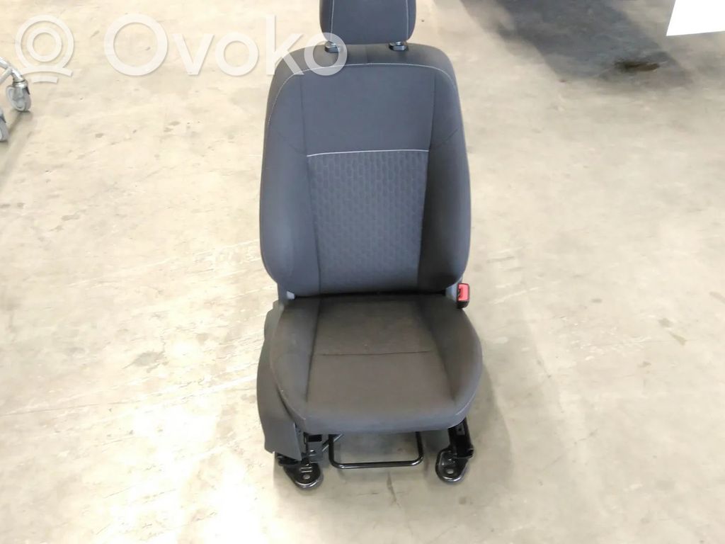 Asiento delantero del pasajero