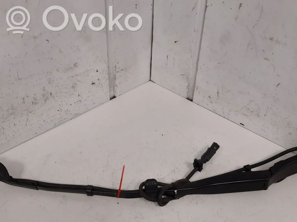 Volvo XC40 Ramię wycieraczki szyby przedniej / czołowej 