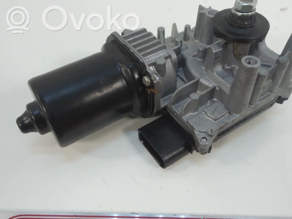 Volkswagen Scirocco Wiper motor 
