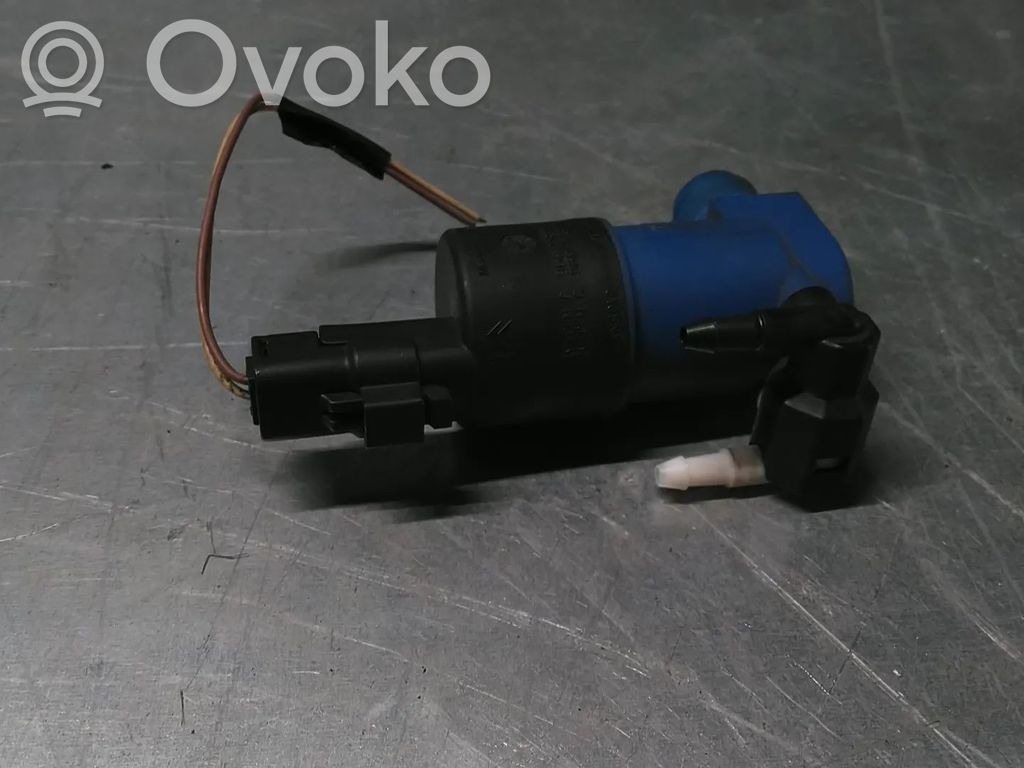 Headlight washer pump