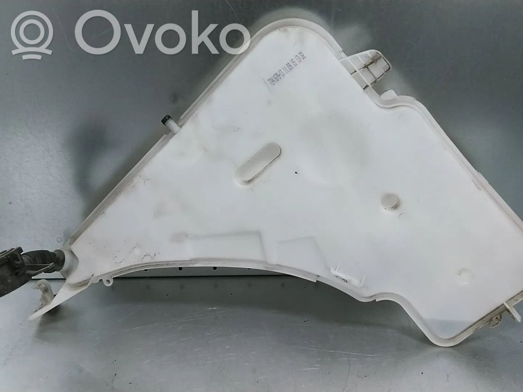 BMW 4 F32 F33 Zbiornik płynu do spryskiwaczy szyby przedniej / czołowej 