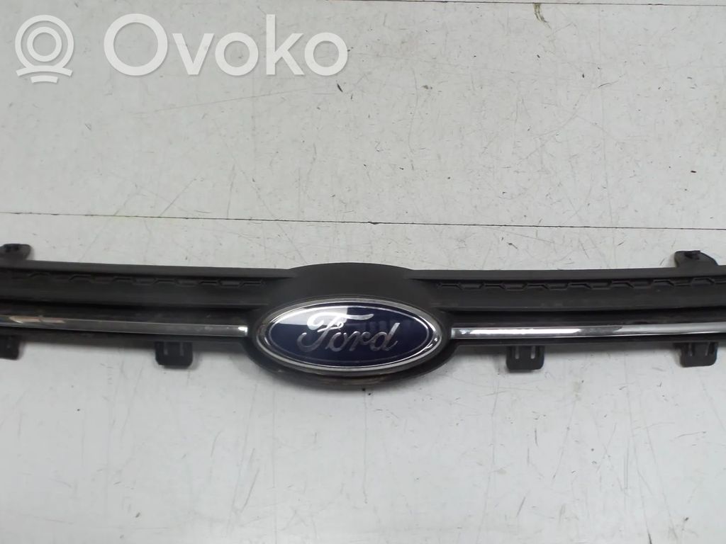 Ford Ecosport Etupuskurin ylempi jäähdytinsäleikkö 