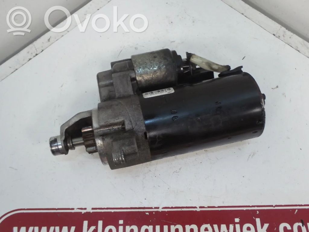 Audi A4 S4 B8 8K Rozrusznik 
