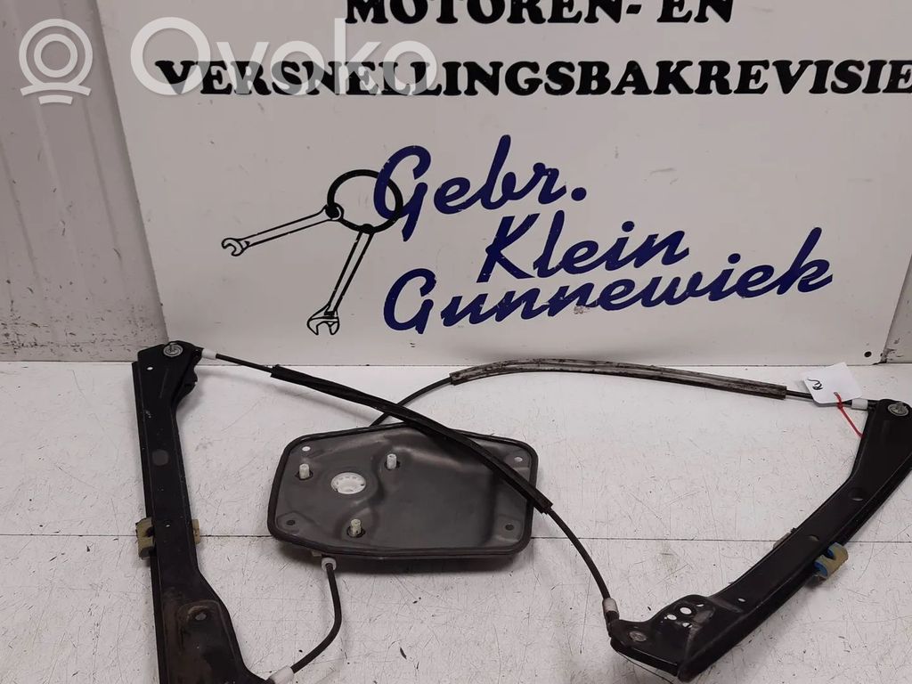 Volkswagen Golf V Mechanizm podnoszenia szyby przedniej bez silnika 