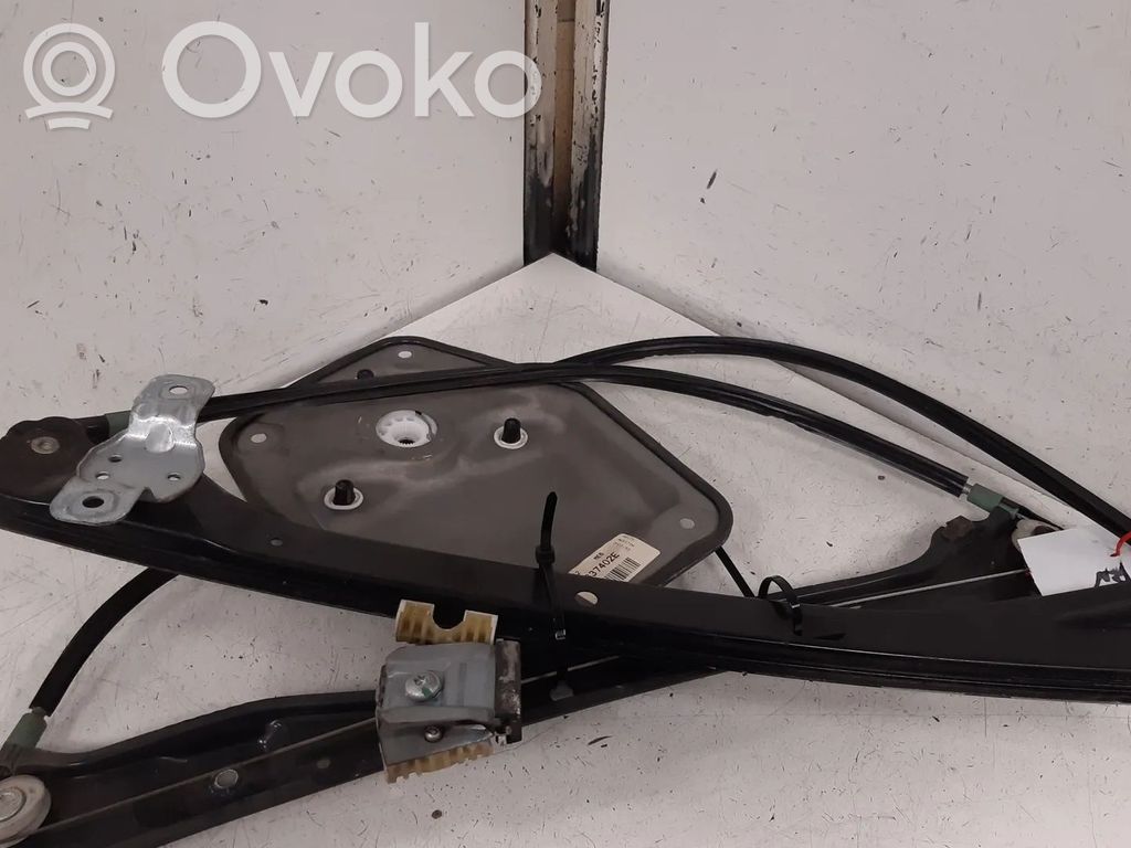 Volkswagen Golf V Mechanizm podnoszenia szyby przedniej bez silnika 