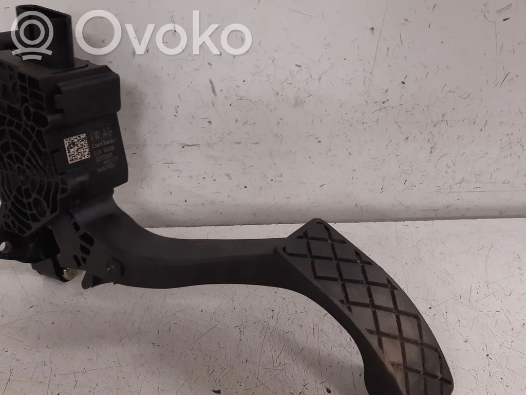 Volkswagen Polo VI Accelerator pedal position sensor 