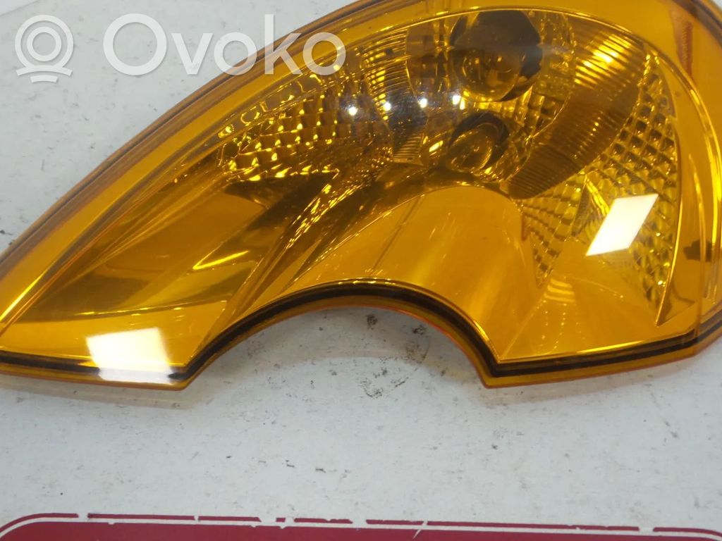 Front indicator light   22816498B