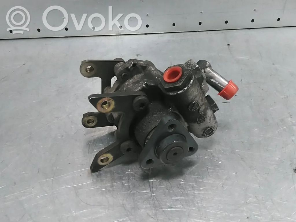 BMW 3 E36 Vairo stiprintuvo siurblys 