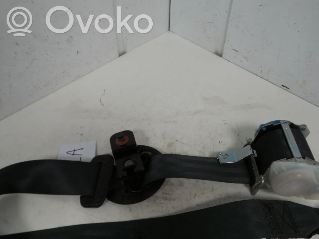 KIA Ceed Cinturón trasero 