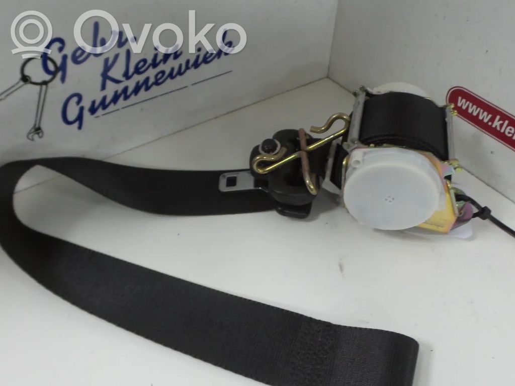 Ford Focus Front seatbelt 