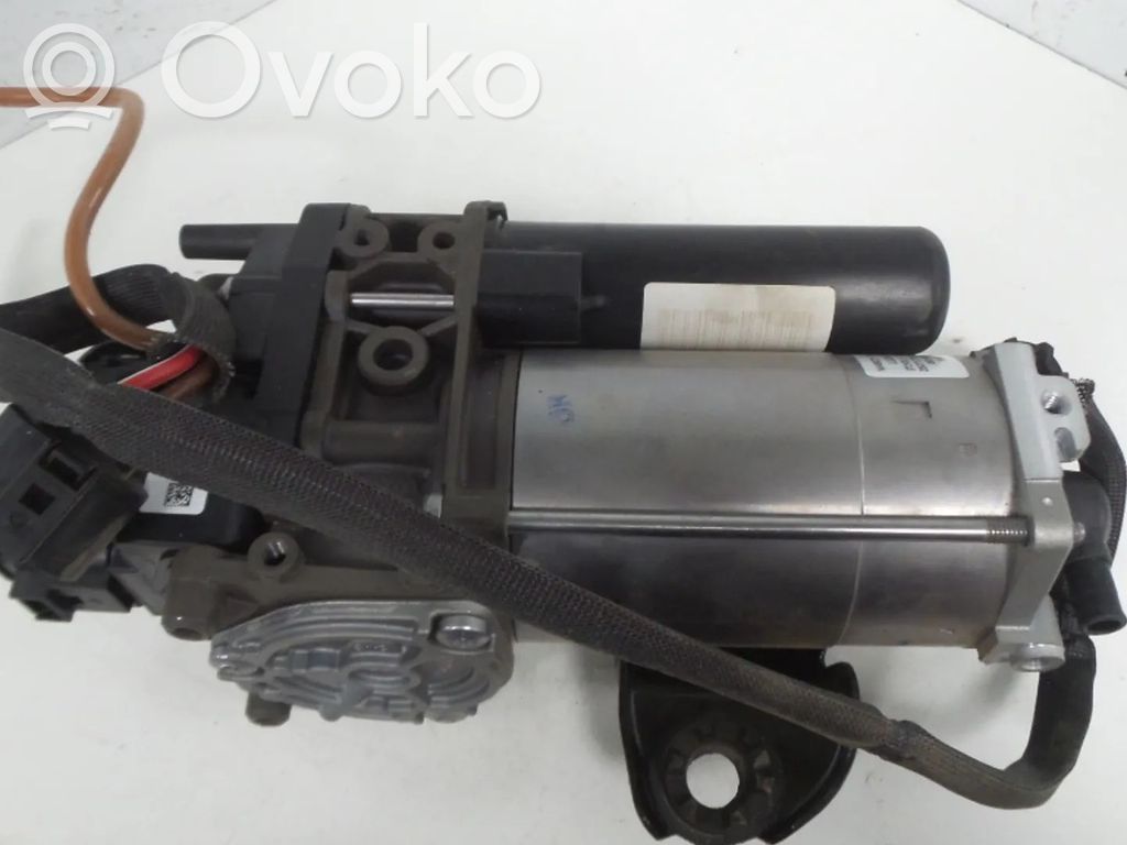 Audi A8 S8 D5 Compresor de la suspensión neumática 