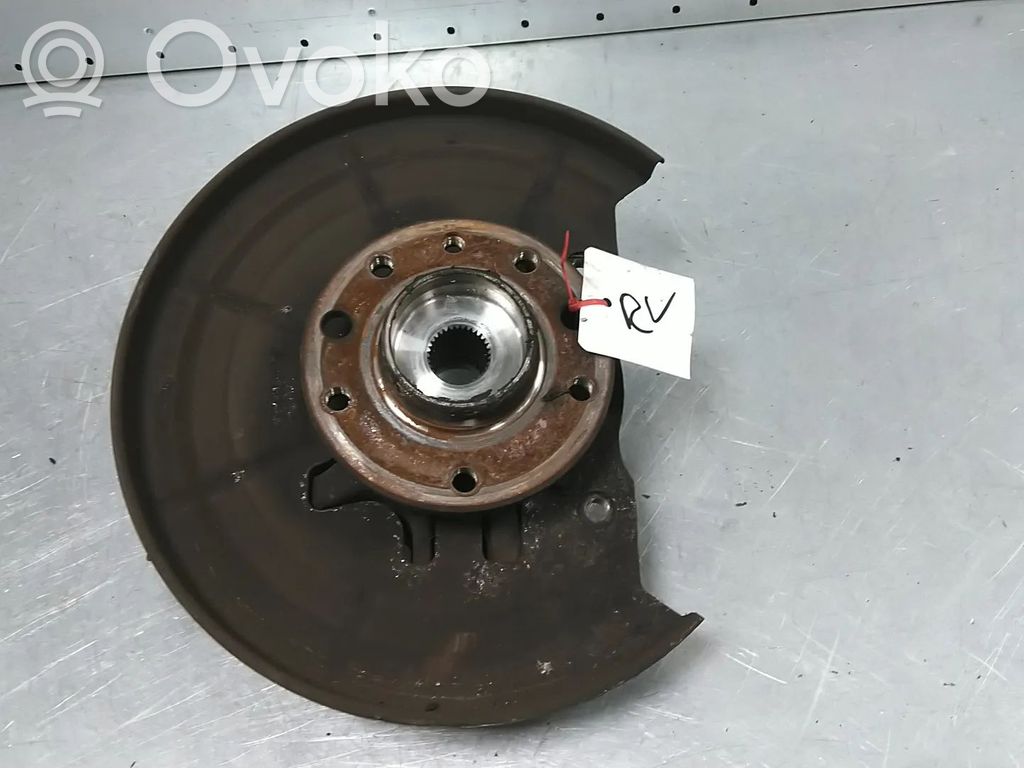 Opel Meriva B Zwrotnica koła przedniego 
