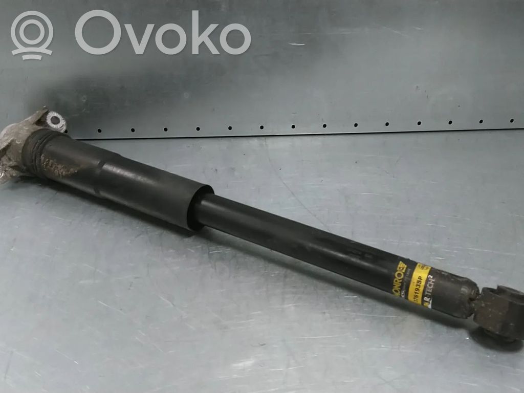 Volkswagen Golf VII Amortyzator tylny 