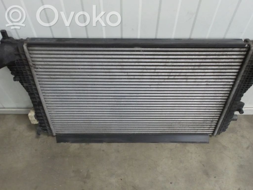 Volkswagen PASSAT CC Interkūlerio radiatorius 