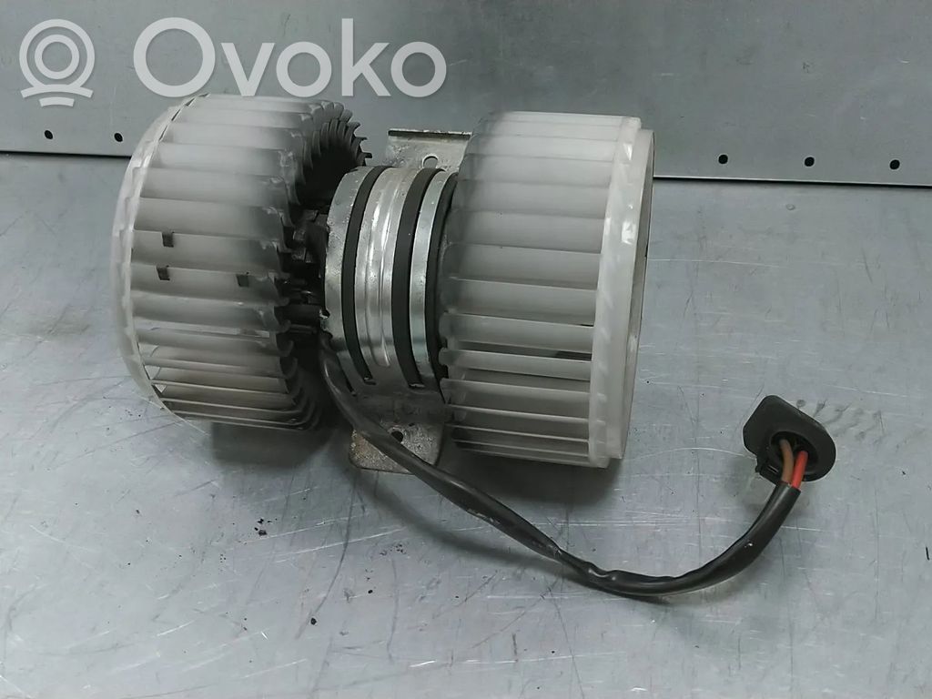 Audi A8 S8 D3 4E Mazā radiatora ventilatora reostats 