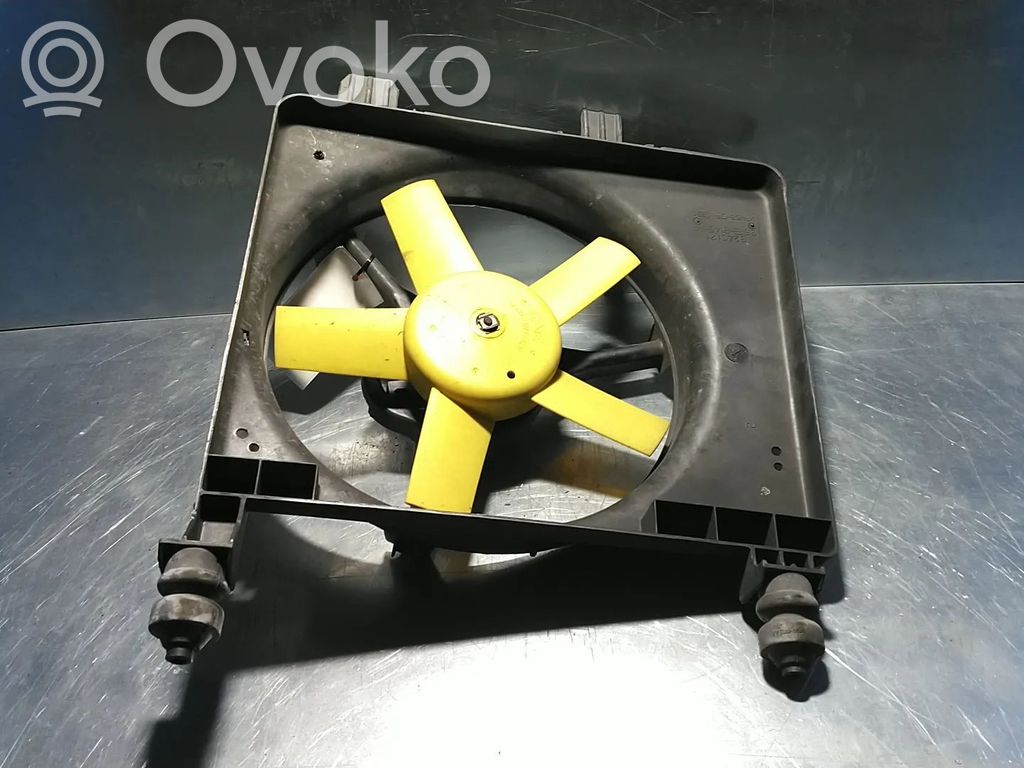 Ford Fiesta Radiator cooling fan shroud 