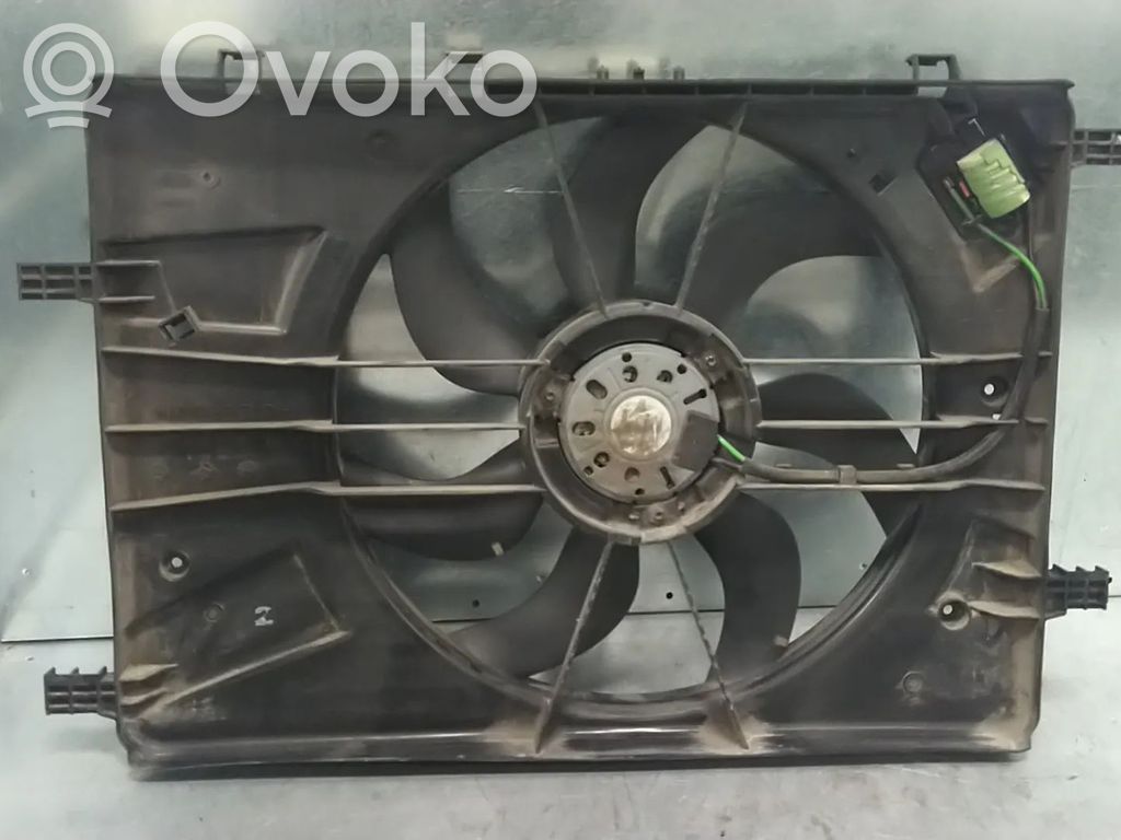 Opel Astra J Диффузор 
