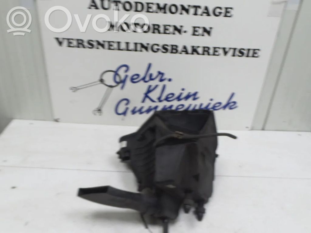 Audi A5 8T 8F Air filter box 