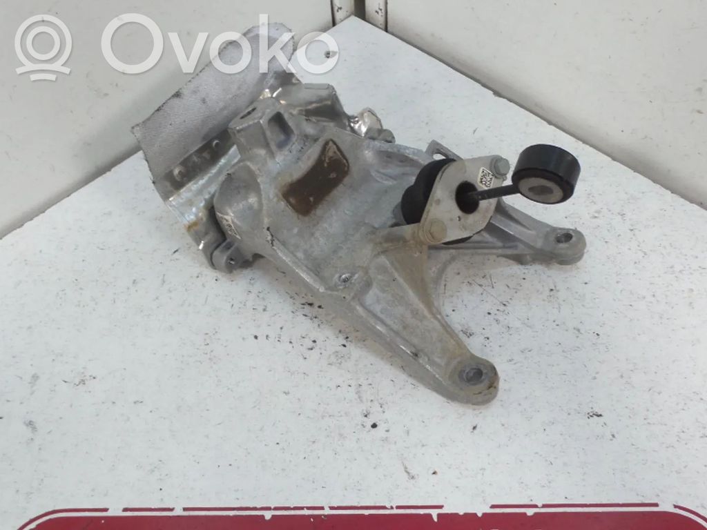 Audi A4 S4 B9 Engine mount bracket 