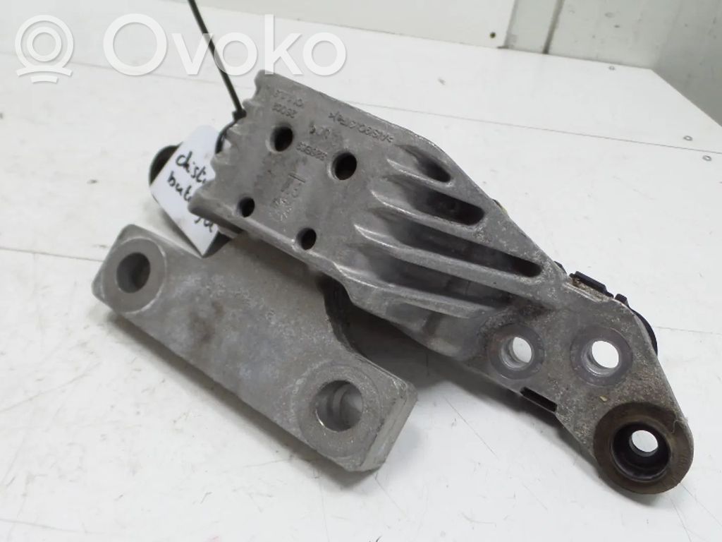 Vauxhall Astra K Engine mount bracket 