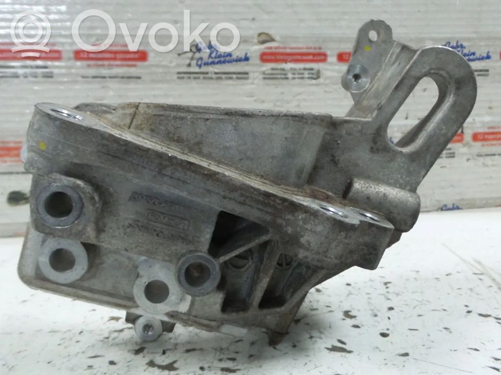 Ford C-MAX II Engine mount bracket 
