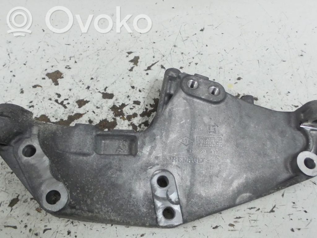 Engine mount bracket   8201011432,M9R786