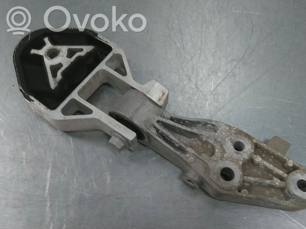 Engine mount bracket   32138290,32222105,B420T5
