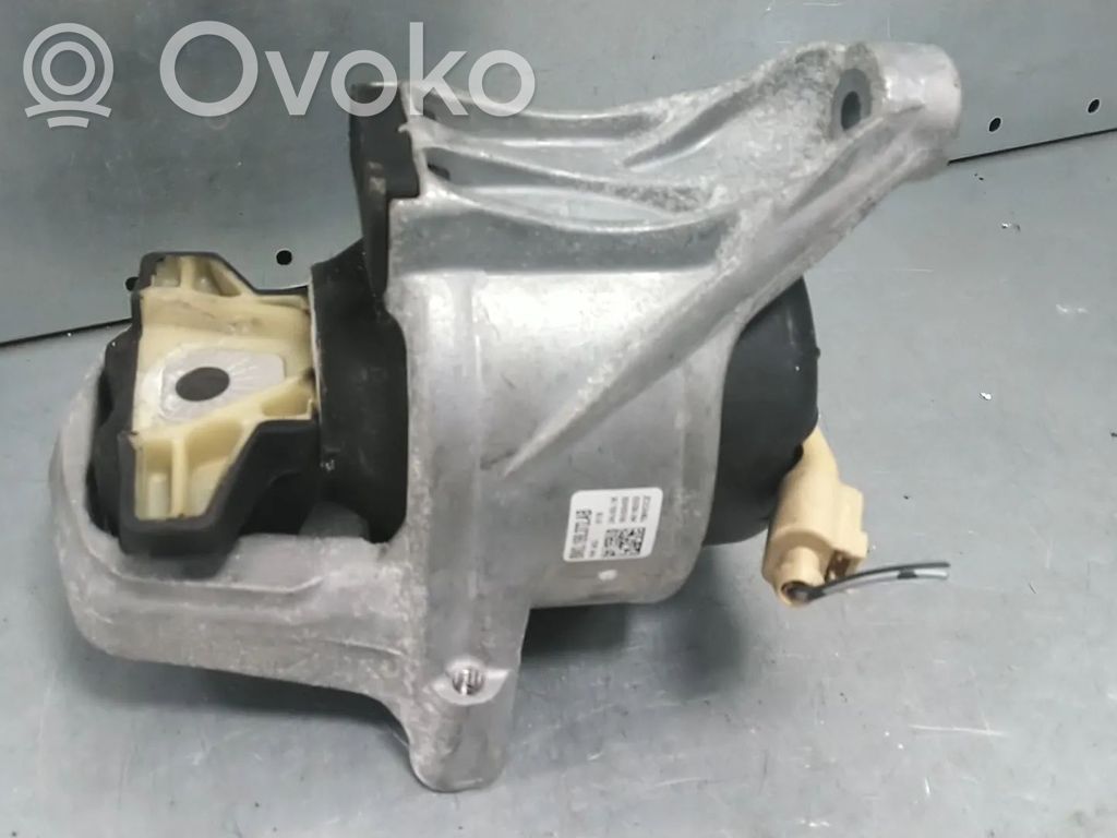 Engine mount bracket   8W0199372AB,4M0199372FC,8W0199372CN,8W0199372CQ,CYMC