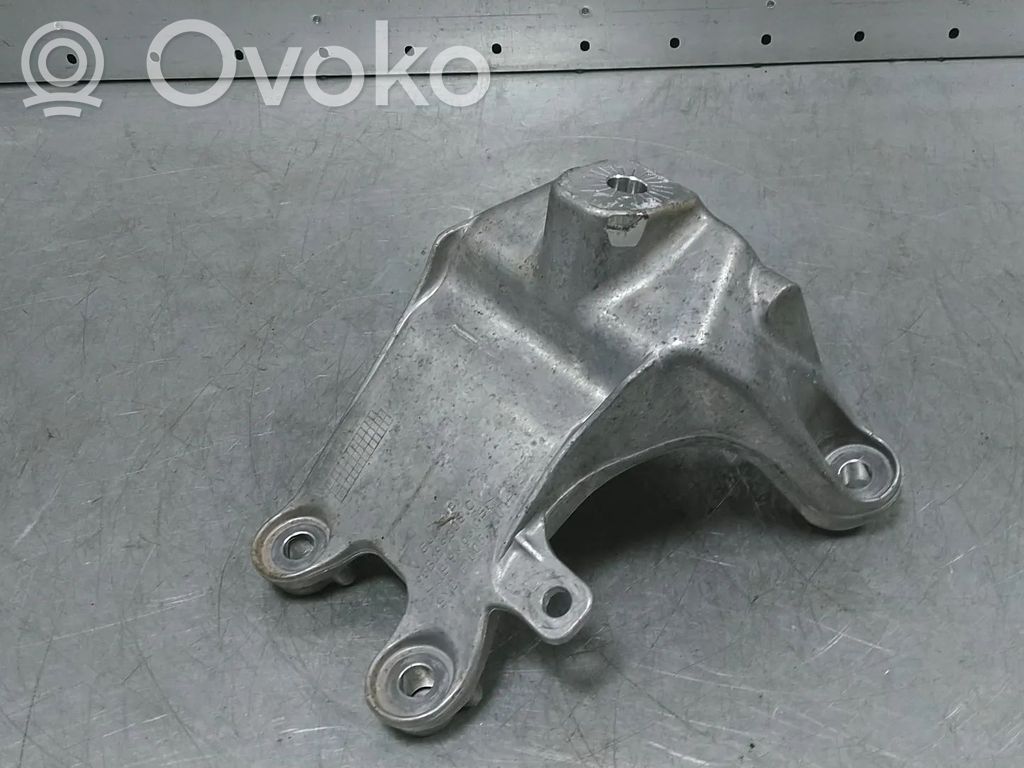 Engine mount bracket   95B199308C,DLZB