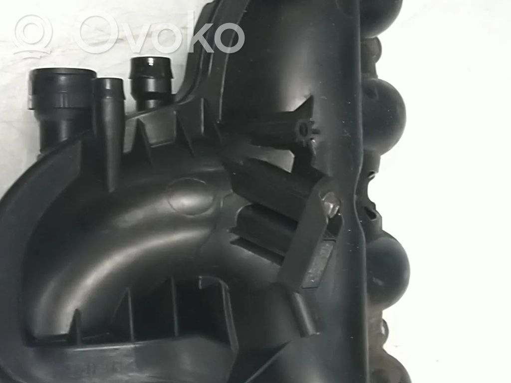 BMW 1 F20 F21 Intake manifold 