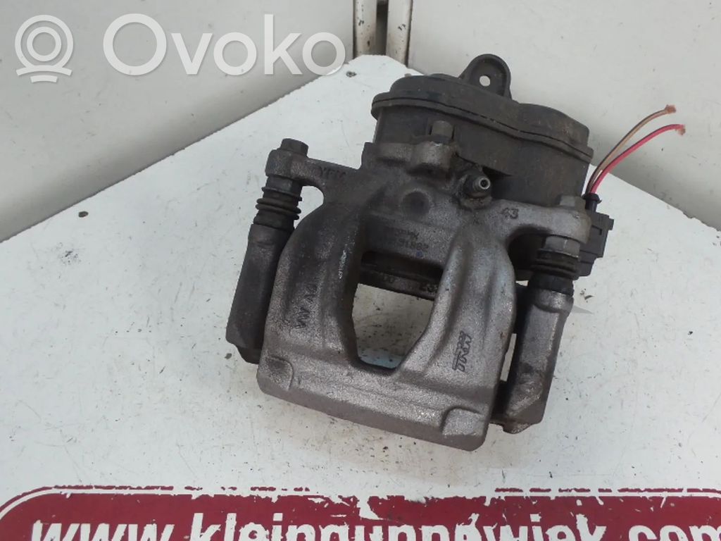 Audi Q5 SQ5 FY Tylny zacisk hamulcowy 