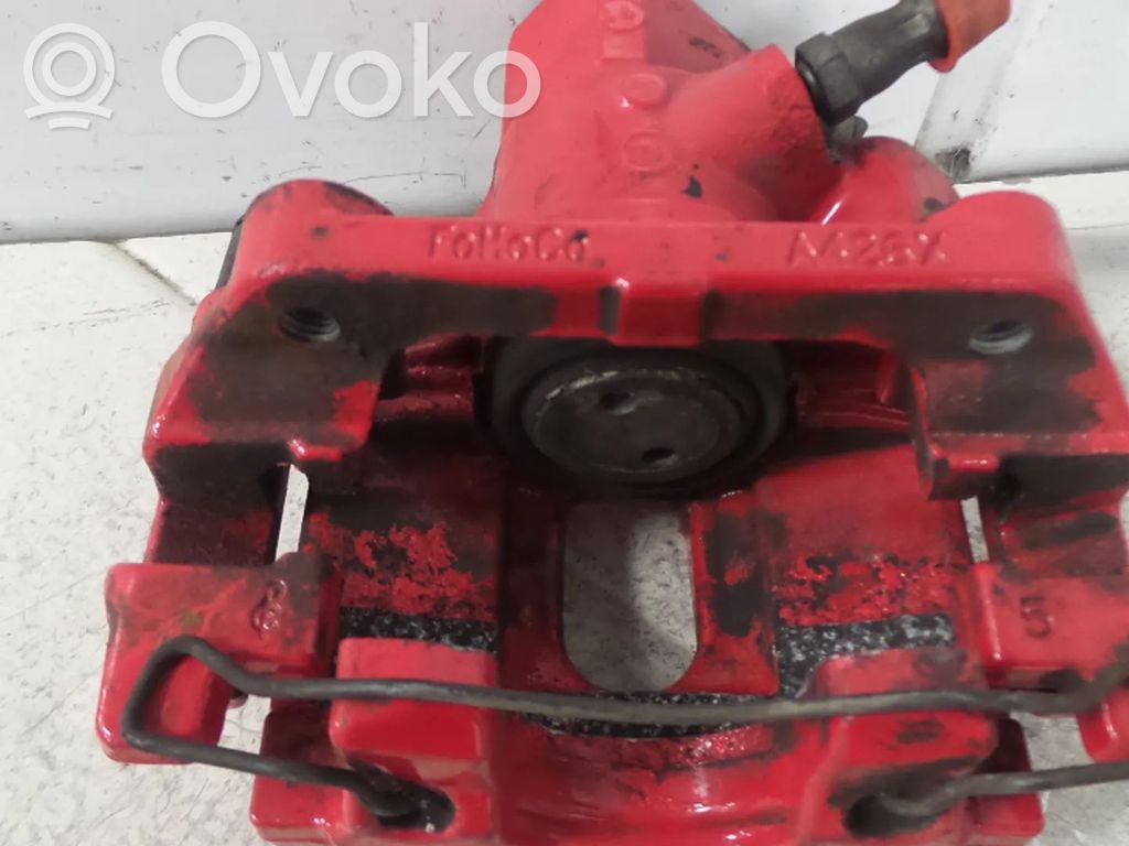 Ford Focus Задний суппорт 