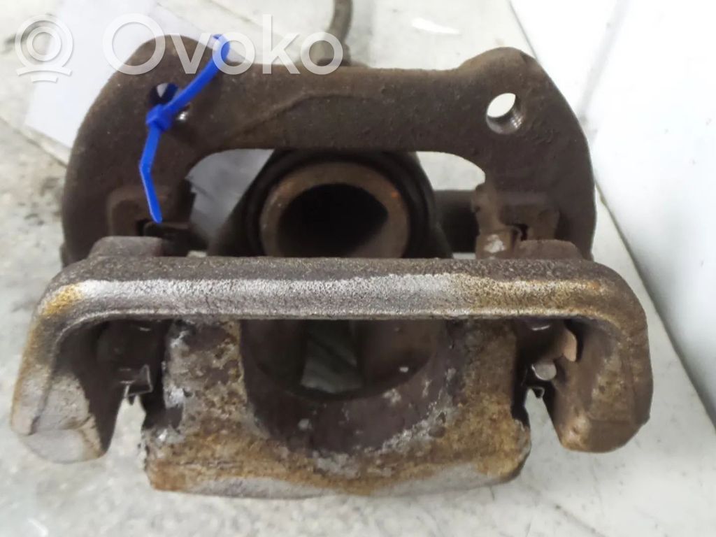 BMW 1 E81 E87 Aizmugurējais suports 
