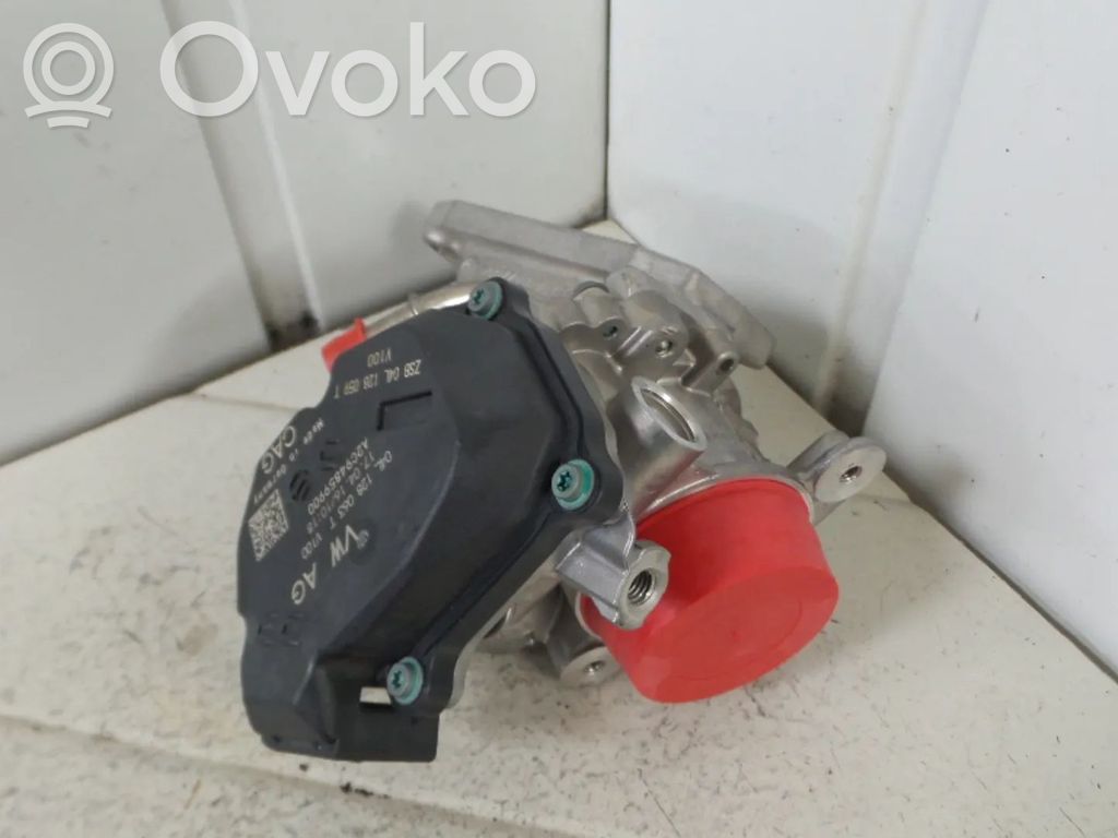 Volkswagen Golf VII Electric throttle body valve 