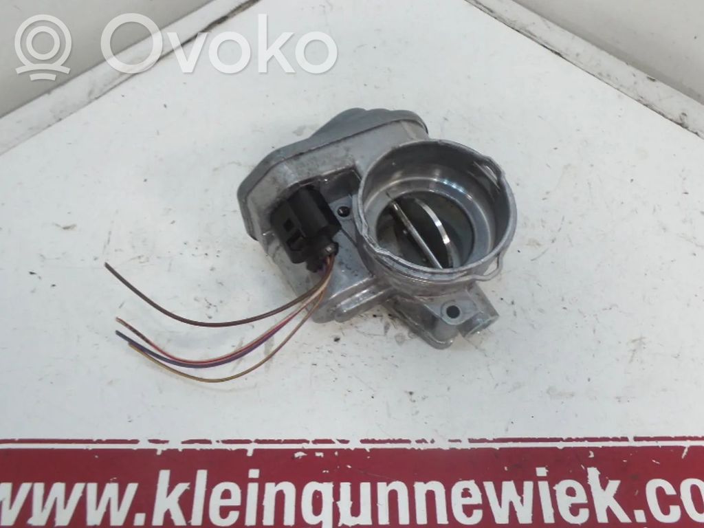 Volkswagen PASSAT B6 Valvola corpo farfallato elettrica 