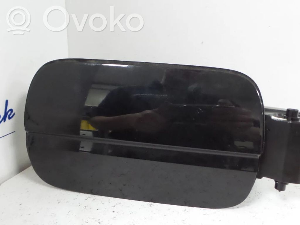Audi A4 S4 B9 Tappo cornice del serbatoio 