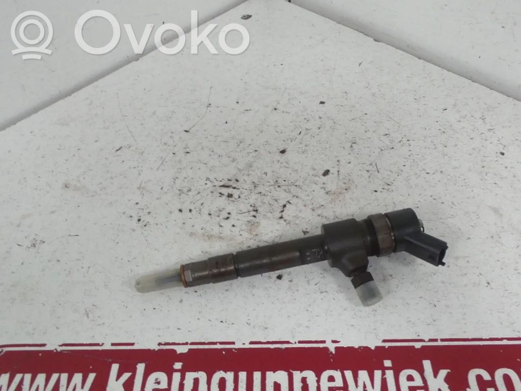 Opel Zafira B Injector combustibil 
