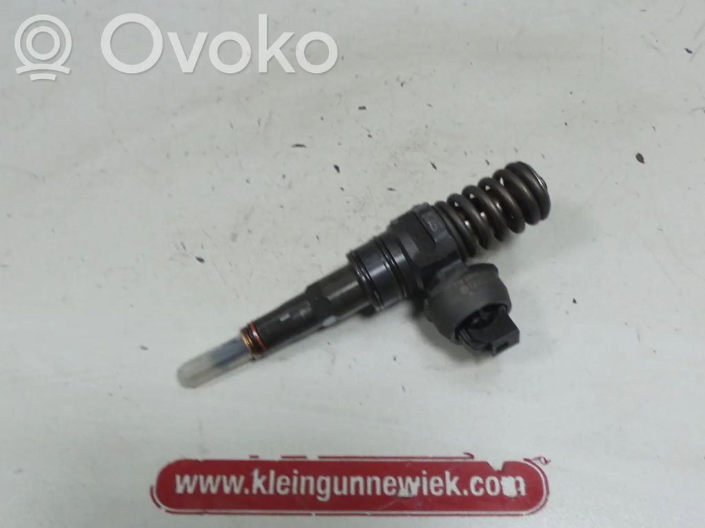 Audi A4 S4 B6 8E 8H Inyector de combustible 