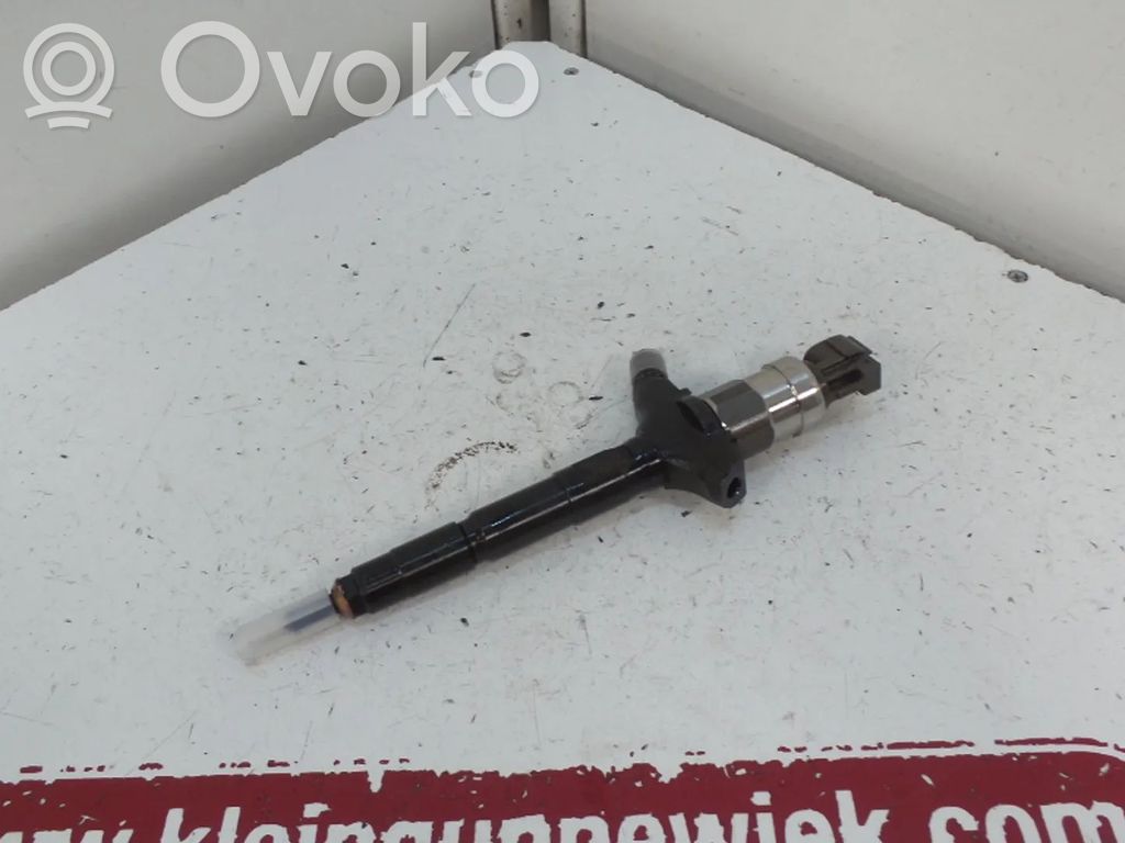 Renault Espace IV Fuel injector 