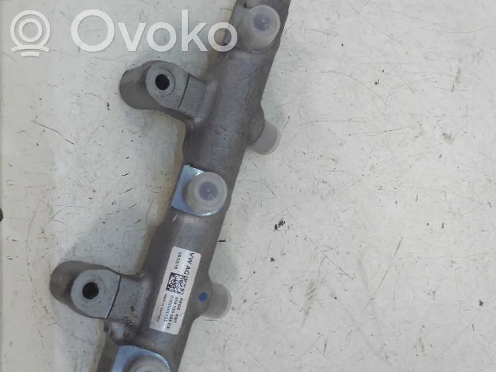 Audi A4 S4 B9 Listwa wtryskowa 
