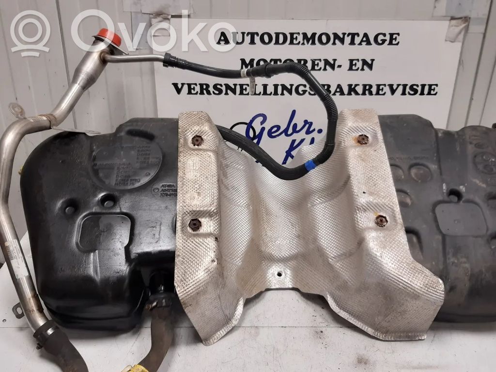 Polttoainesäiliö   HX739K007DA,HX739002CA,HX739002CB,T4N16347,T4N22911