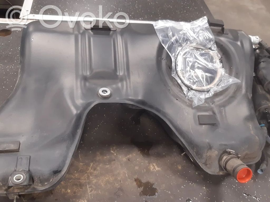 BMW 3 F30 F35 F31 Serbatoio del carburante 